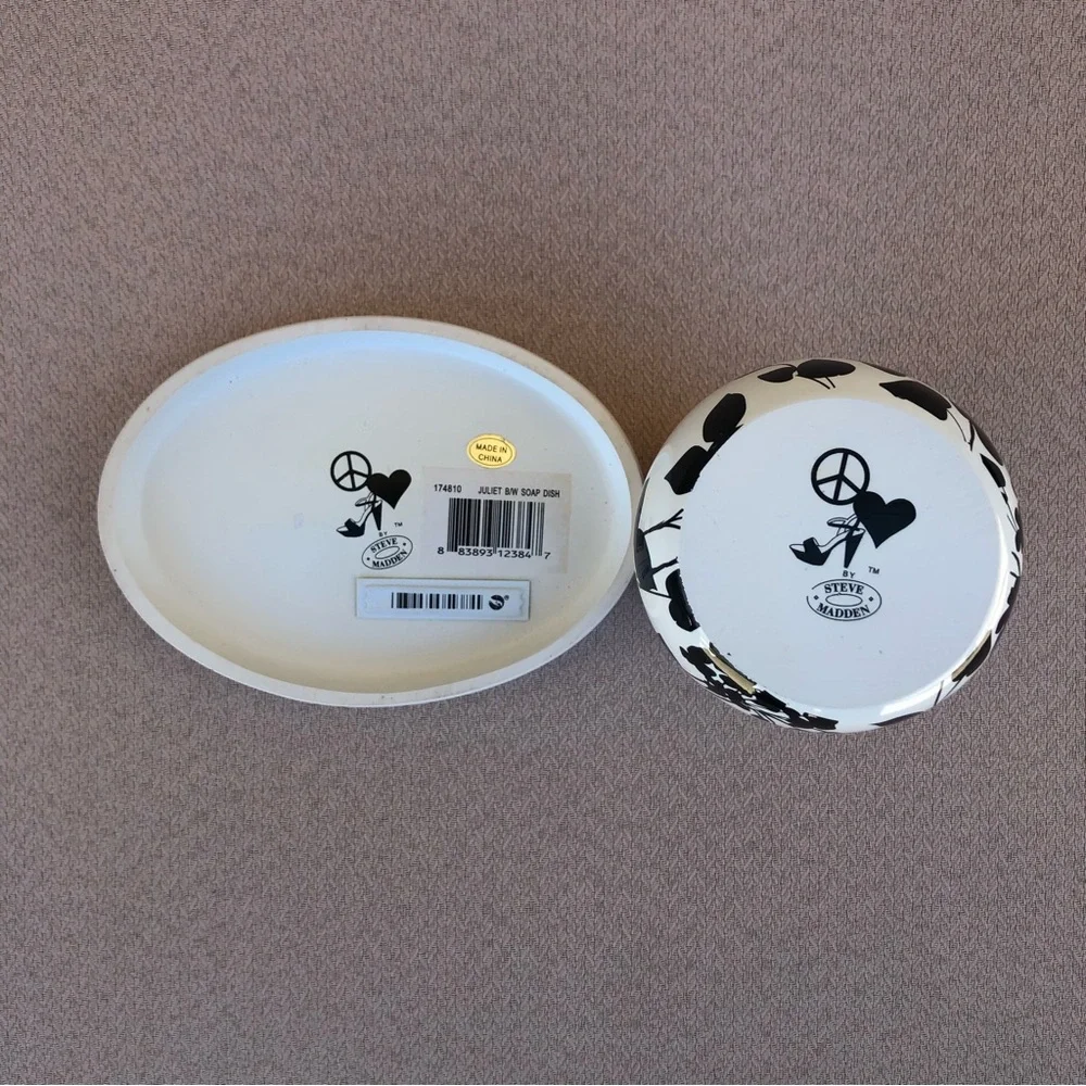 Steve Madden Ceramic Juliet Soap Dish Vase Black White floral Bathroom Accessory